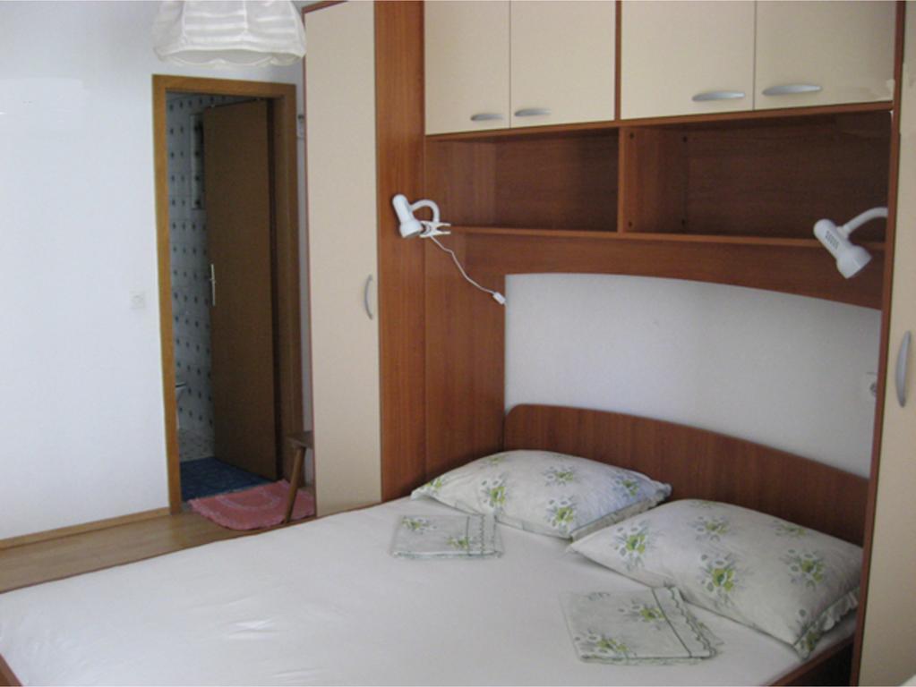 אומיס Apartments Bilic Nemira מראה חיצוני תמונה