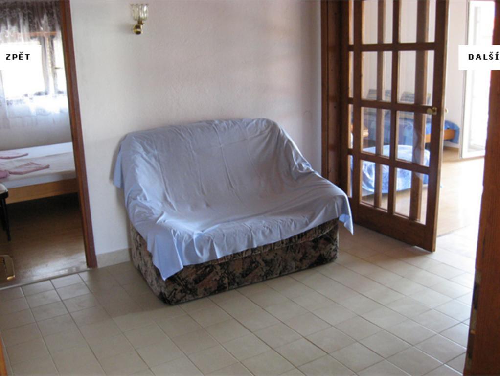 אומיס Apartments Bilic Nemira מראה חיצוני תמונה