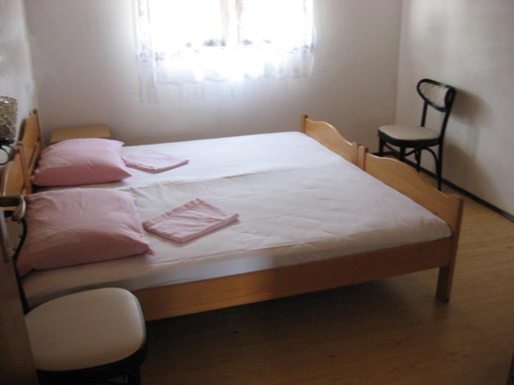 אומיס Apartments Bilic Nemira מראה חיצוני תמונה